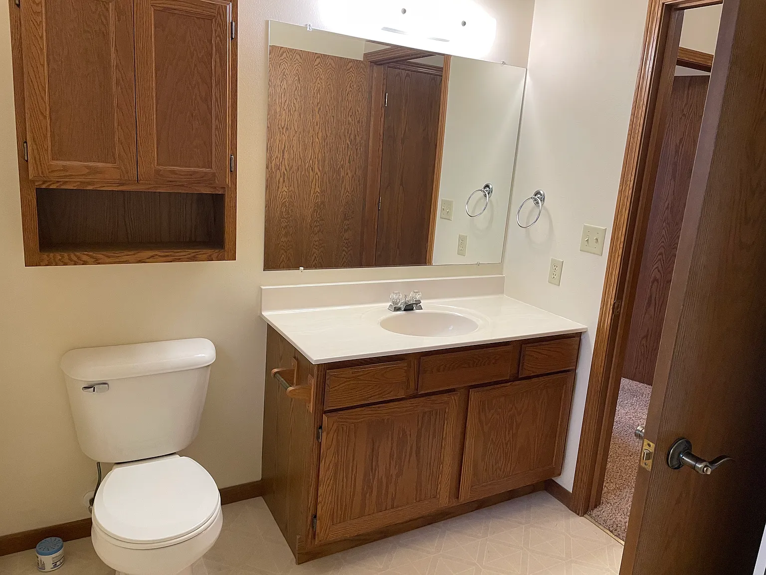 2 bed, 1.5 bath, 1088 sqft, $1,200 — Photo 4