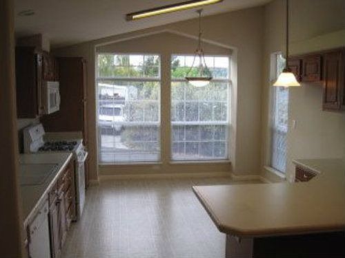 3rd image of 444 Whispering Pines Dr Space 53
