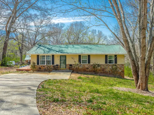 182 Woodbine Dr, Benton, TN 37307