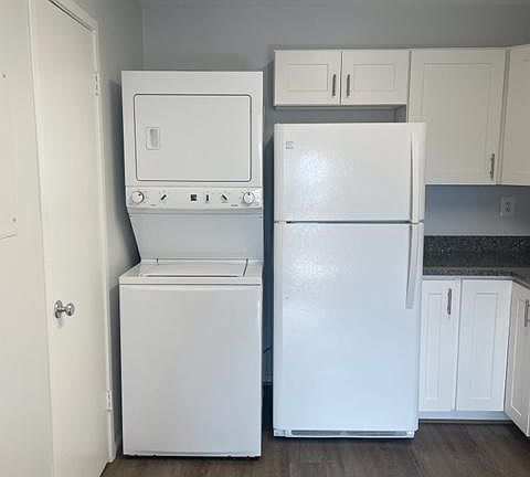 5th image of 203 Yoakum Pkwy APT 1204
