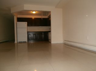 1051 Hall Pl, Bronx, NY 10459