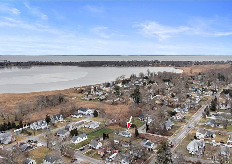 6 West St, Old Saybrook, CT 06475 | Zillow