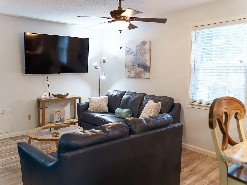 563 Bobwhite Dr #ID1585623P