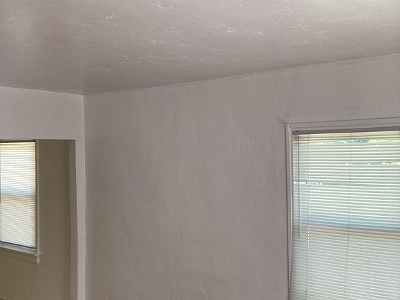 4th image of 1000 E Water St #10790347