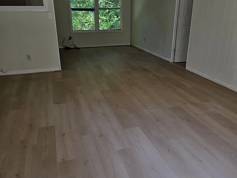 6550 Evans Dr — Photo 2