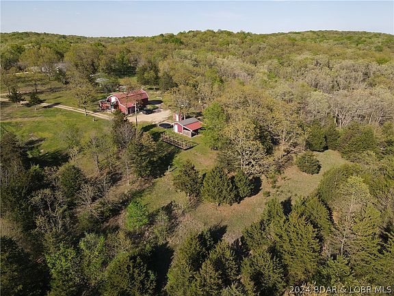 2nd image of 27407 Montrose Dr