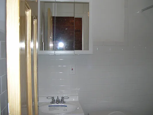 Rented by J Misrahi Realty Corp | media 35