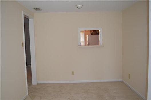 5th image of 5654 B W Market St
