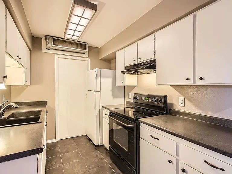 1830 Newland Ct #222 — Photo 11