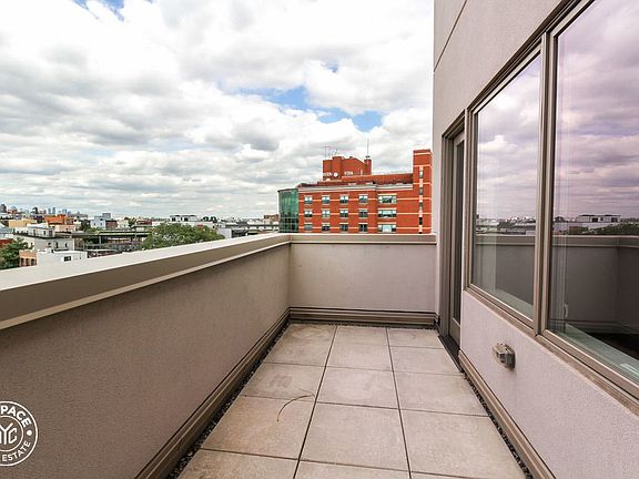 4th image of 1209 Dekalb Ave APT 509