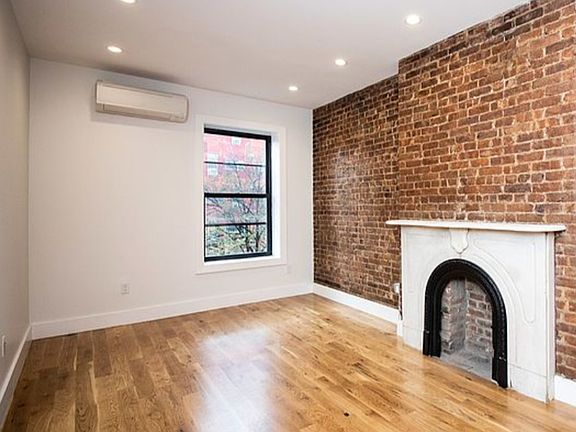 4th image of 41 Vanderbilt Ave #7