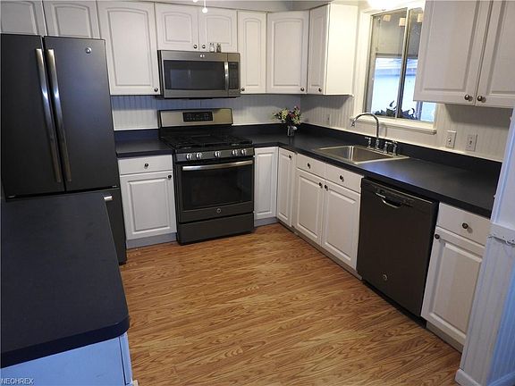 4th image of 6103 Slater Dr