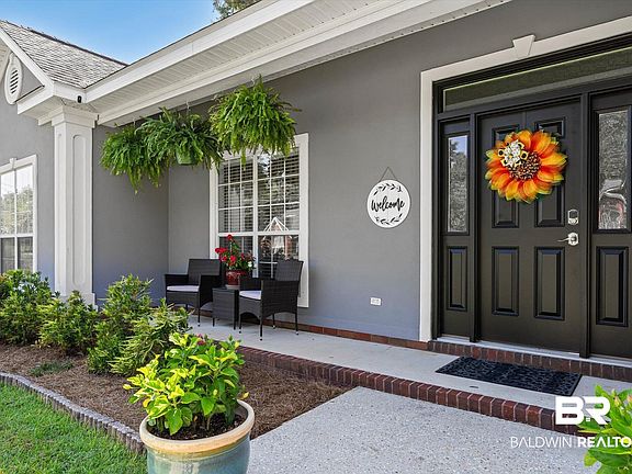 2nd image of 3985 Blakewood Dr