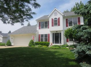 1103 Windsong Ct SE, Grand Rapids, MI 49508
