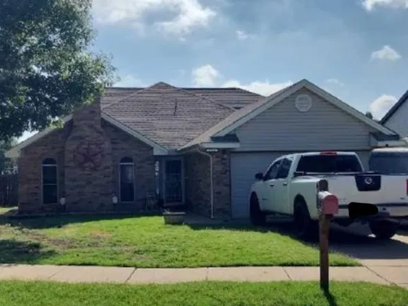 5500 Maurie Dr, Haltom City, TX 76148