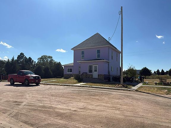 2nd image of 885 Adams Ave