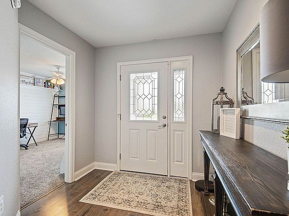 3rd image of 35102 Long Island Ct