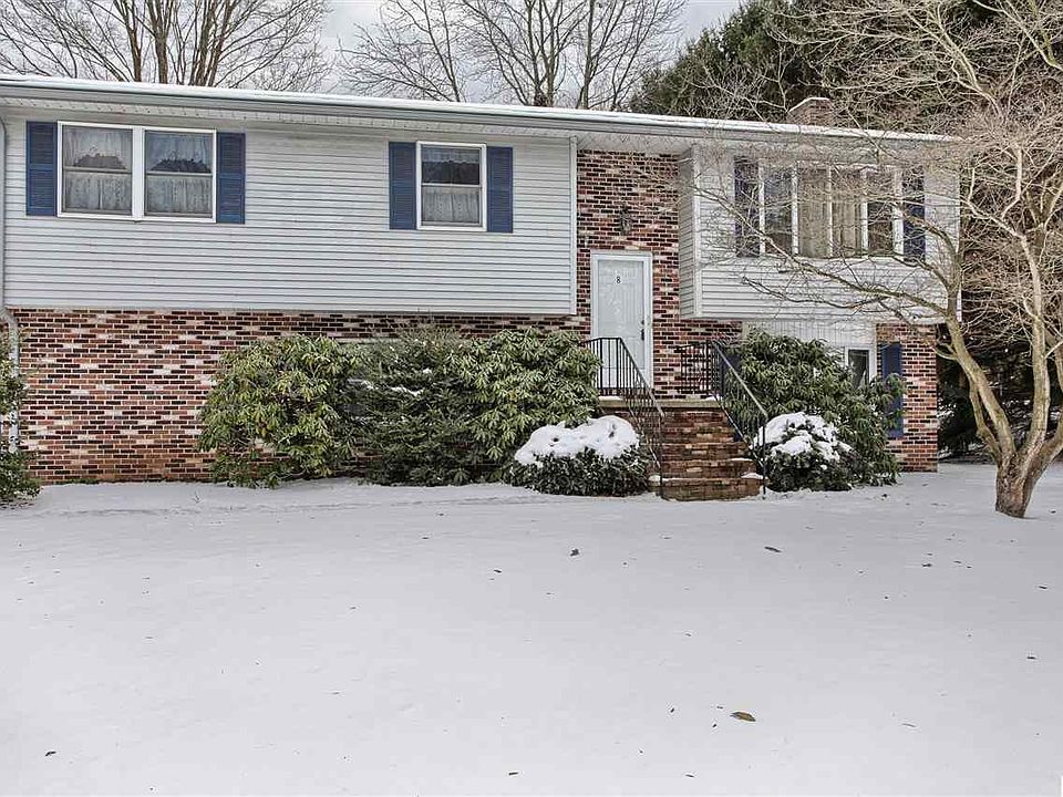 1st image of 8 Durham Dr