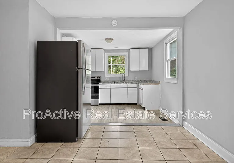 900 Partridge Ave — Photo 6