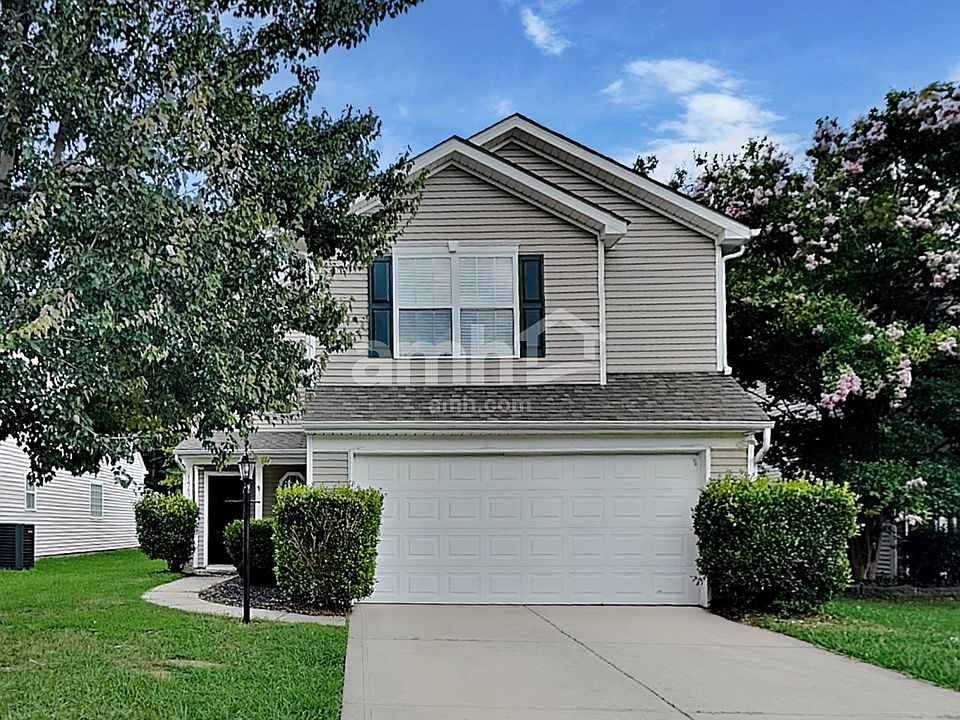 1st image of 15634 Lakepoint Forest Dr