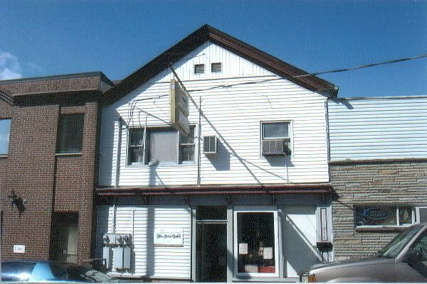 1st image of 211 N Market St