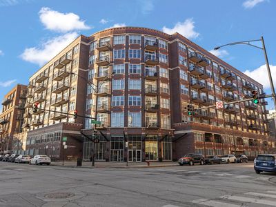 1000 W Adams St APT 302, Chicago, IL, 60607