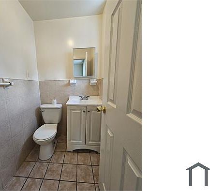 5th image of 1167 Willmohr St #2