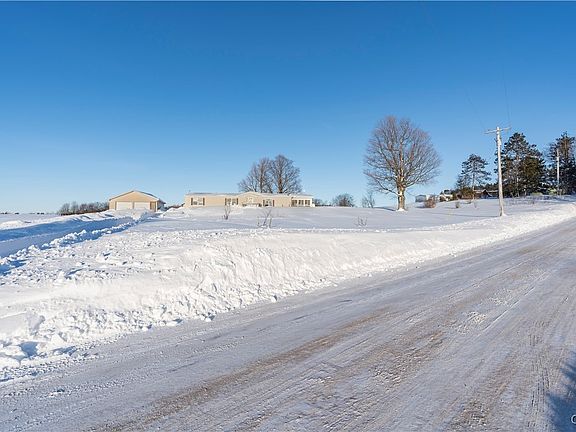 4th image of 927 Cronk Rd