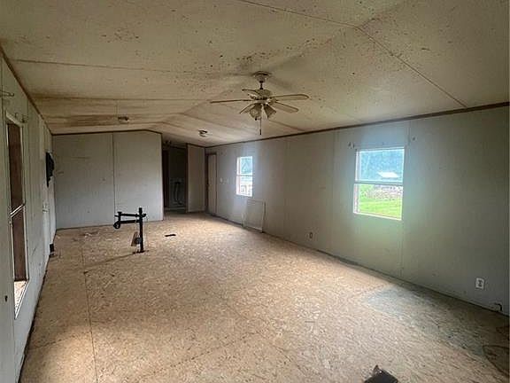 4th image of 1641 Riverview Road Ext
