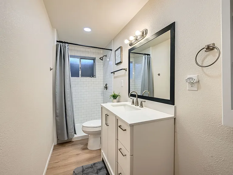 3813 Somerset Dr #B1 — Photo 3
