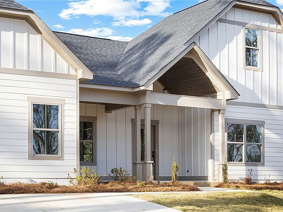 3rd image of 1043 Lee Road 315