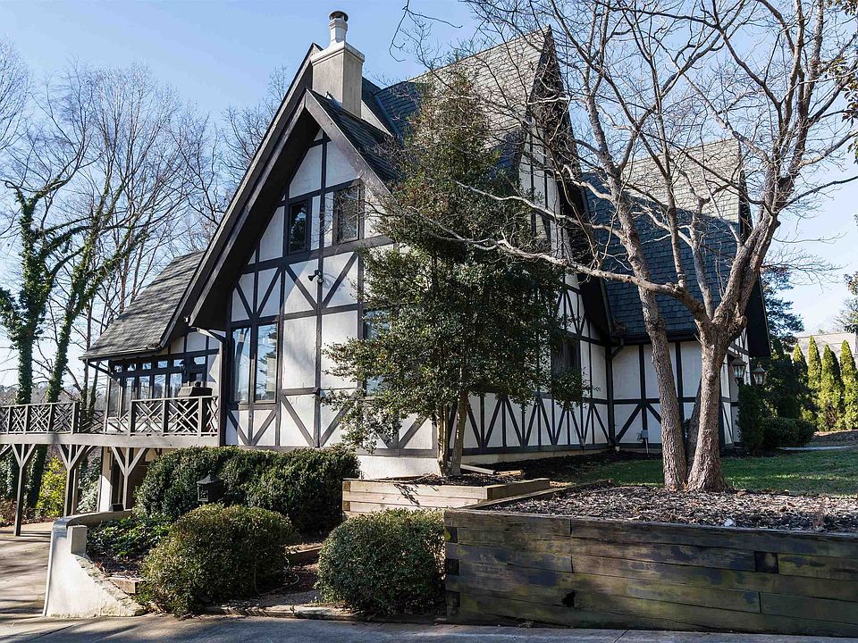 1st image of 3 Yeamans Hall Ct