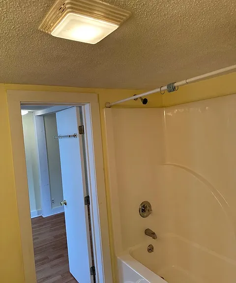 14 E Main St #14A — Photo 6