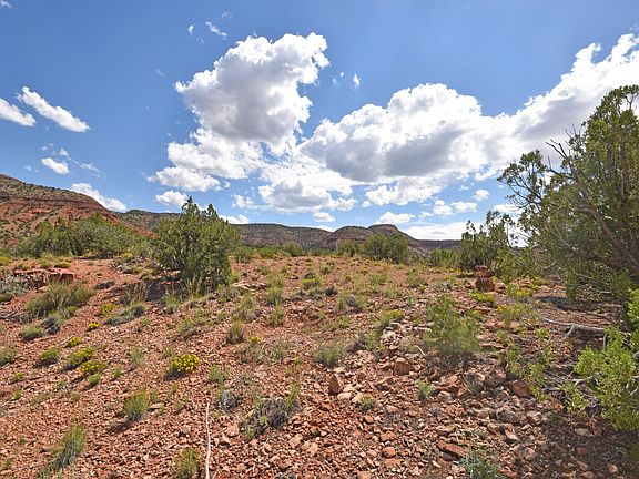 5th image of 15 Camino Amarillo