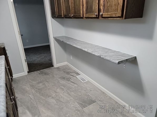 23155 Heaton Vis APT 4, Elkhart, IN 46514