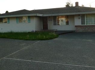 12140 Chinook Dr, Burlington, WA 98233