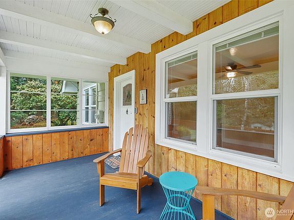 4th image of 1331 Shorewood Drive