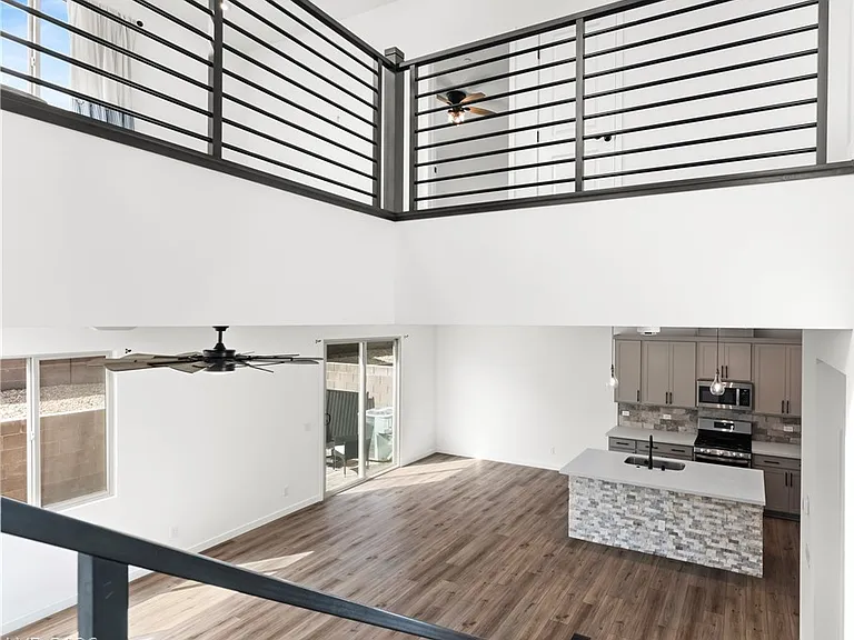 633 Infinity Ridge St — Photo 9