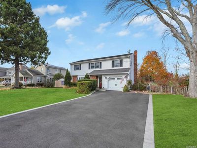 949 Maple Street, Bohemia, NY, 11716