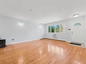 120 97th St, Brooklyn, NY