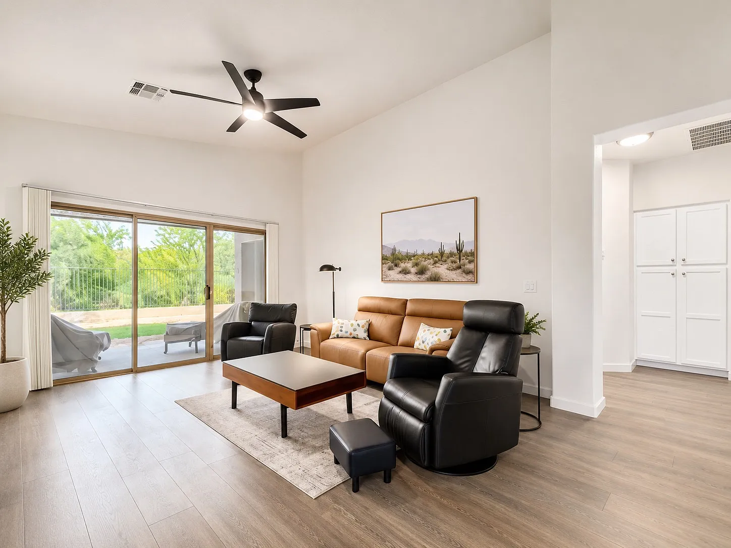 2 bed, 1217 sqft, $2,000 — Photo 3
