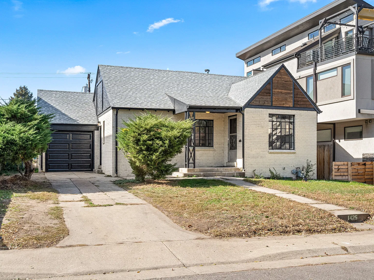 2 bed, 900 sqft, $2,400 — Photo 4