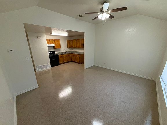 5th image of 407 N 6th St #B