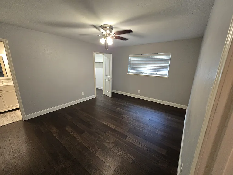 1630 Dell Oak Dr — Photo 12