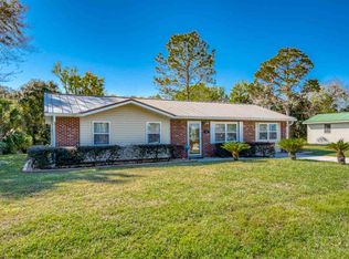 155 Beechers Point Dr, Welaka, FL 32193