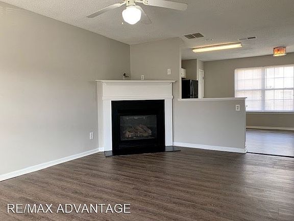 2nd image of 434 Kara Ln