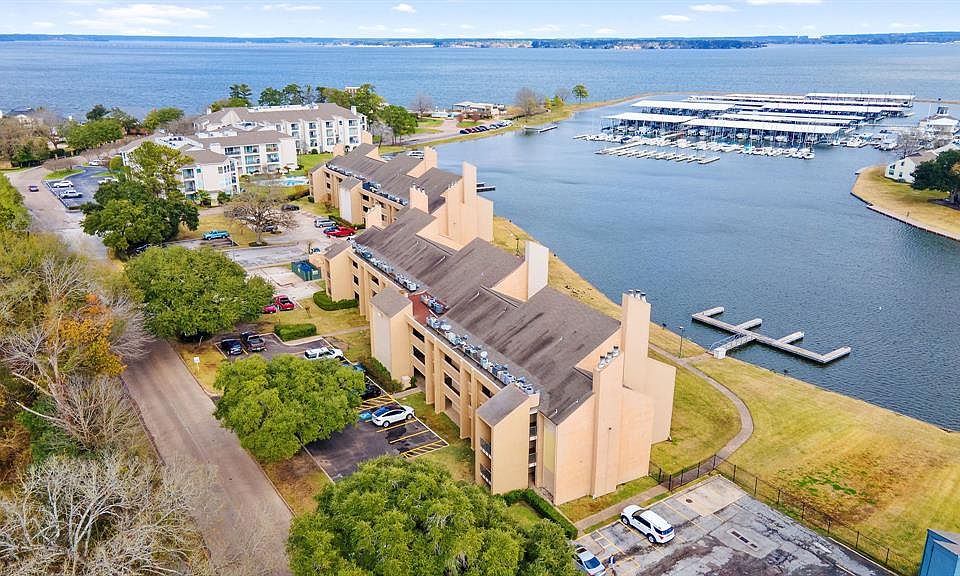1st image of 12600 Melville Dr #2