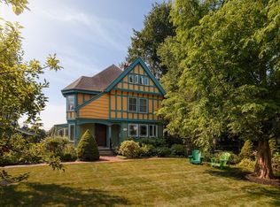 11 Beaumont St, Dorchester, MA 02124