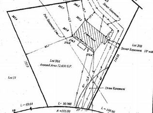 51 Gayland Rd, Needham, MA 02492