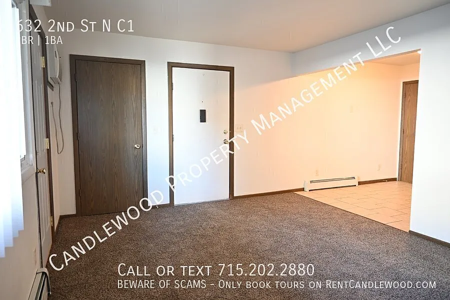 Cat Friendly 2 Bedroom Lower Apartment Available Oct. 1st 2026 ! — Photo 4